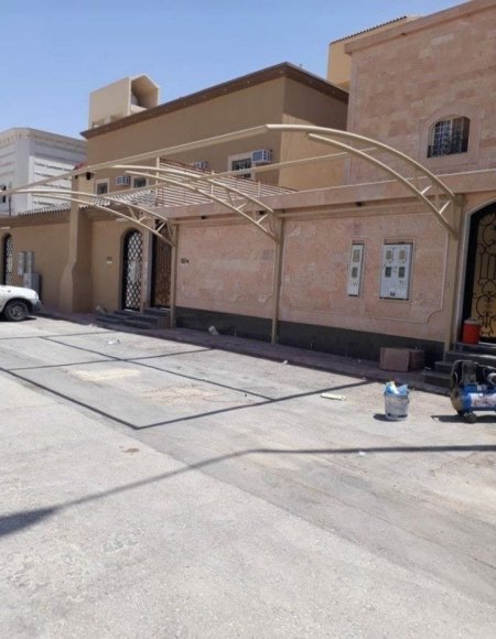 مظلات خارجية وسيارات بالمدينه:حلول عصرية للتظليل والحماية
